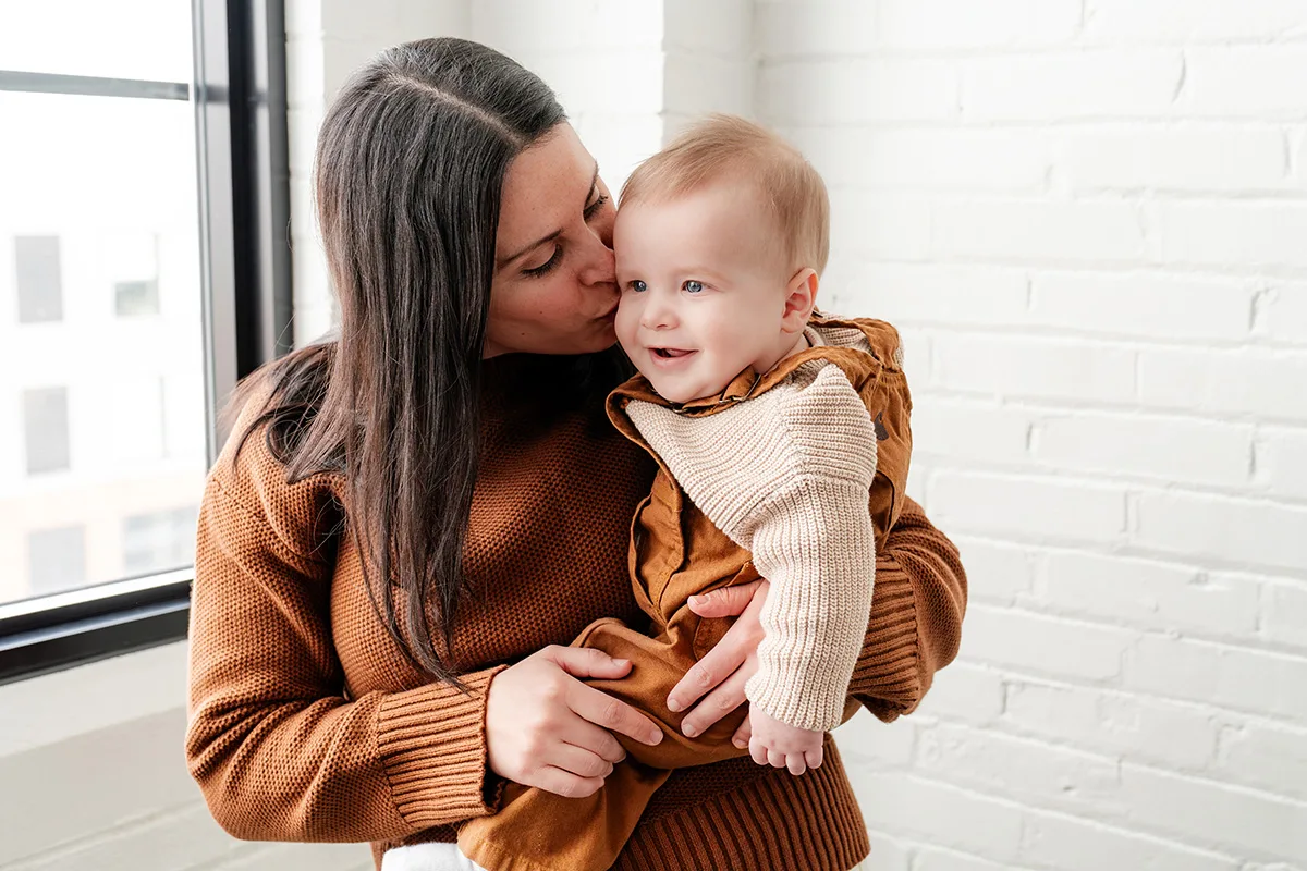 Pittsburgh loft family lifestyle session